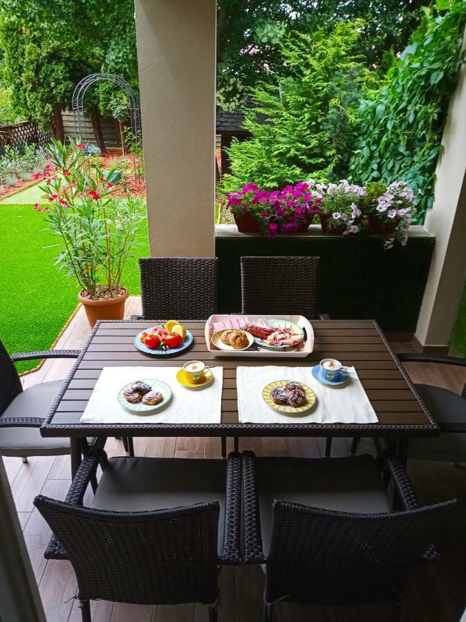 Valentina Apartman Appartement Eger Buitenkant foto